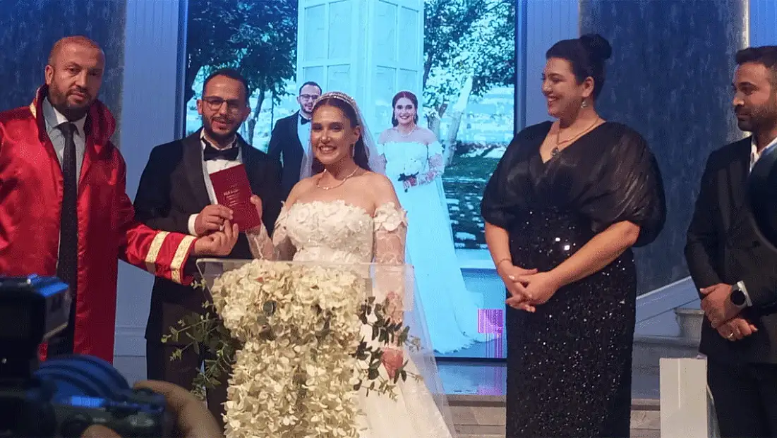 Abdullah ile Hale’nin mutlu günü