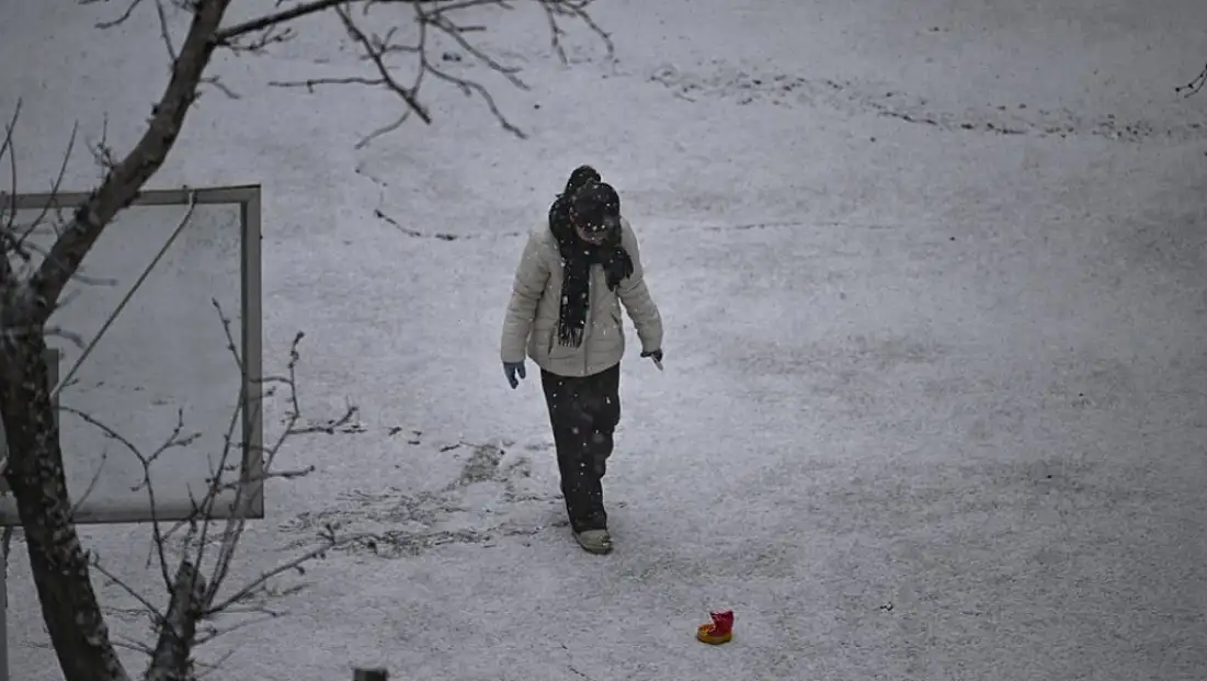 Kar fırtınası bölgeyi vurdu: 8 ilde eğitime kar engeli ve idari izin kararı