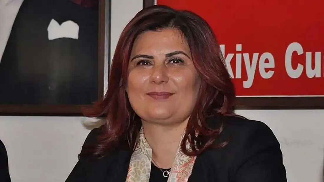 Özlem Çerçioğlu'ndan Özgür Özel hakkında suç duyurusu
