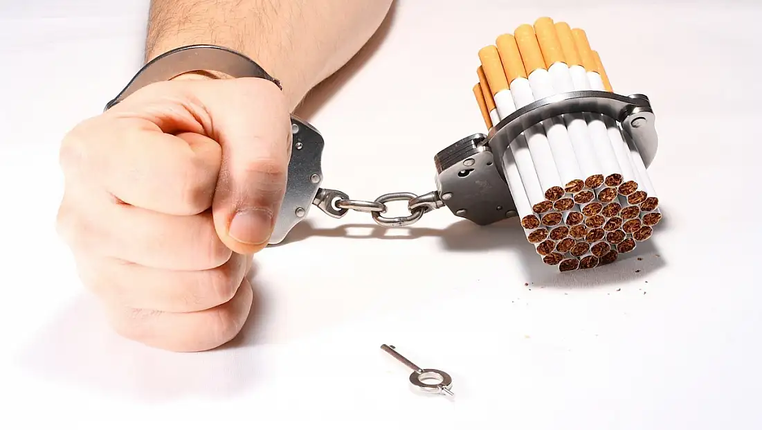 Sigara içenlerin yüzde 70’i mutlu değil