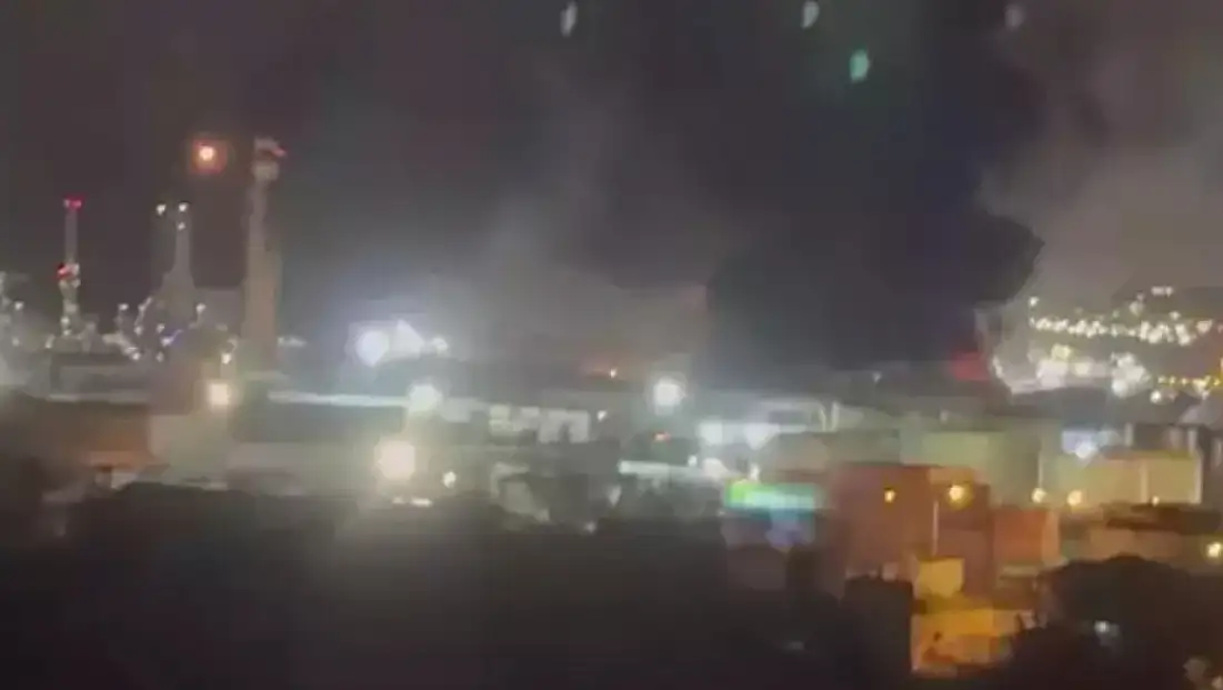 Son dakika... TÜPRAŞ İzmit rafinerisinde patlama