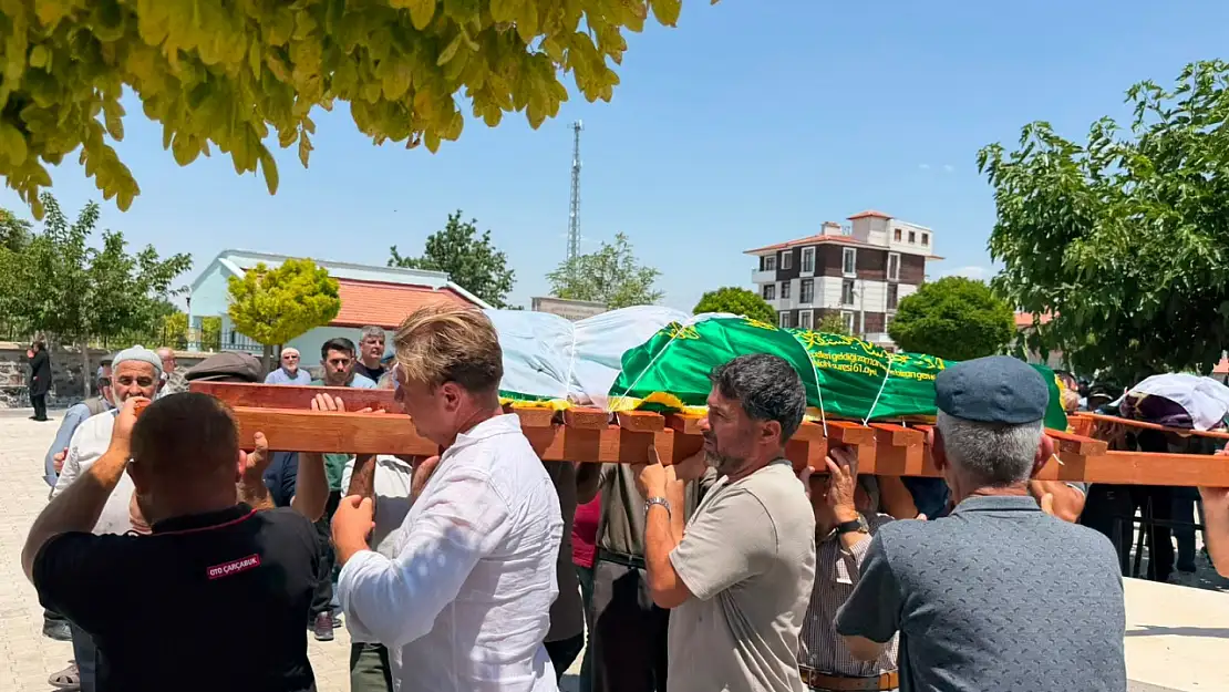 Konya'daki üvey ağabey dehşetinde anne ve kızına acı veda