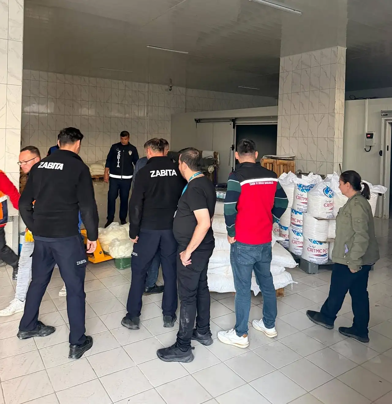 Konya'da kapalı kapılar ardında üretim! Gerçek baskınla ortaya çıktı