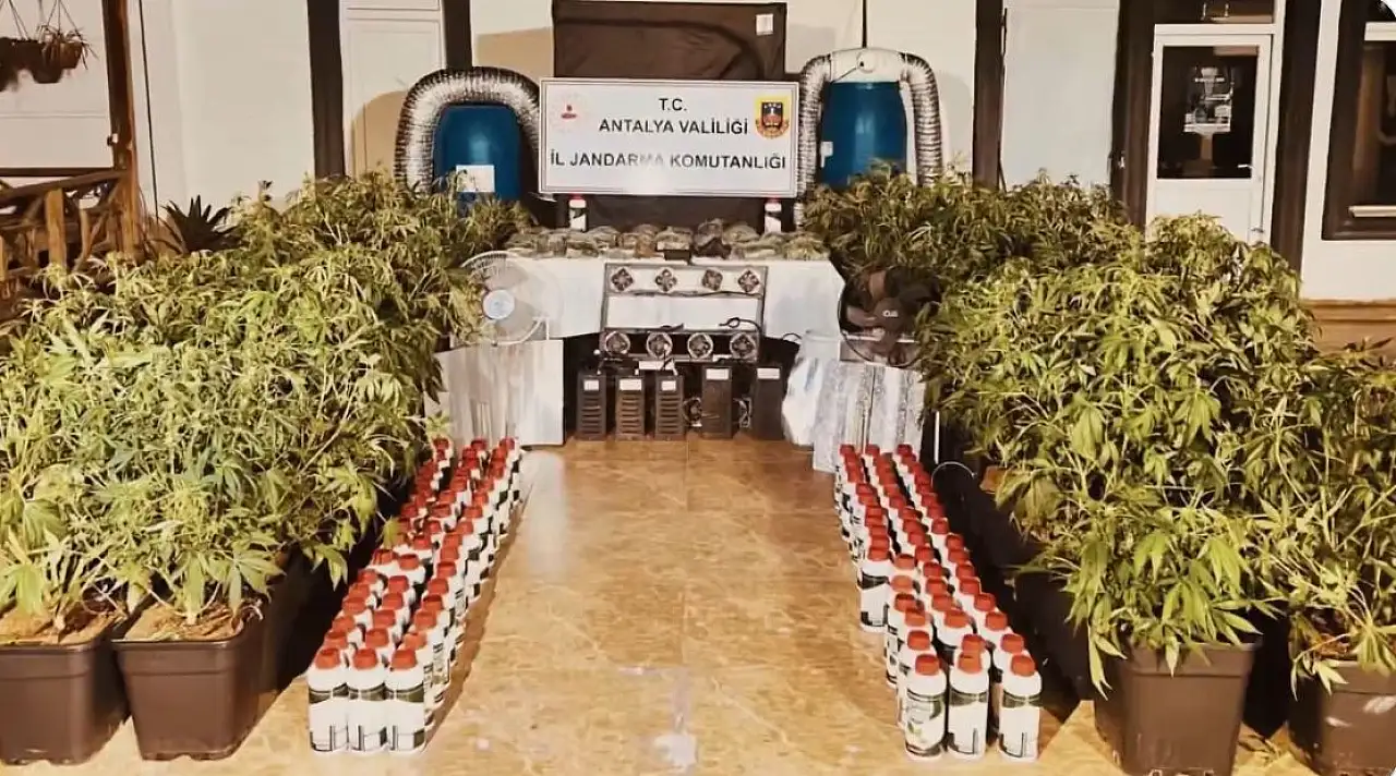 Konya dahil 23 ilde uyuşturucu operasyonu: 6 milyon hap ele geçirildi