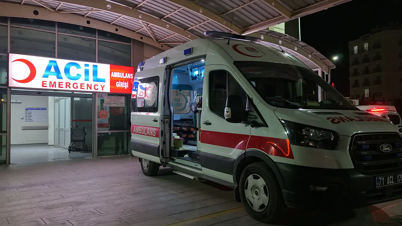 Yemek sofrasında cinayet: Alkollü şahıs babasını öldürdü!