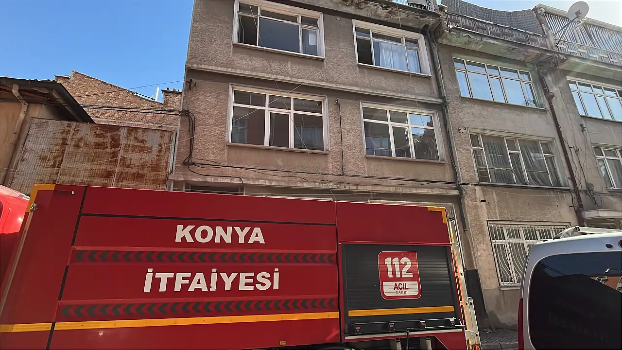 Konya Sahibiata Mahallesi'nde apartmanda yangın