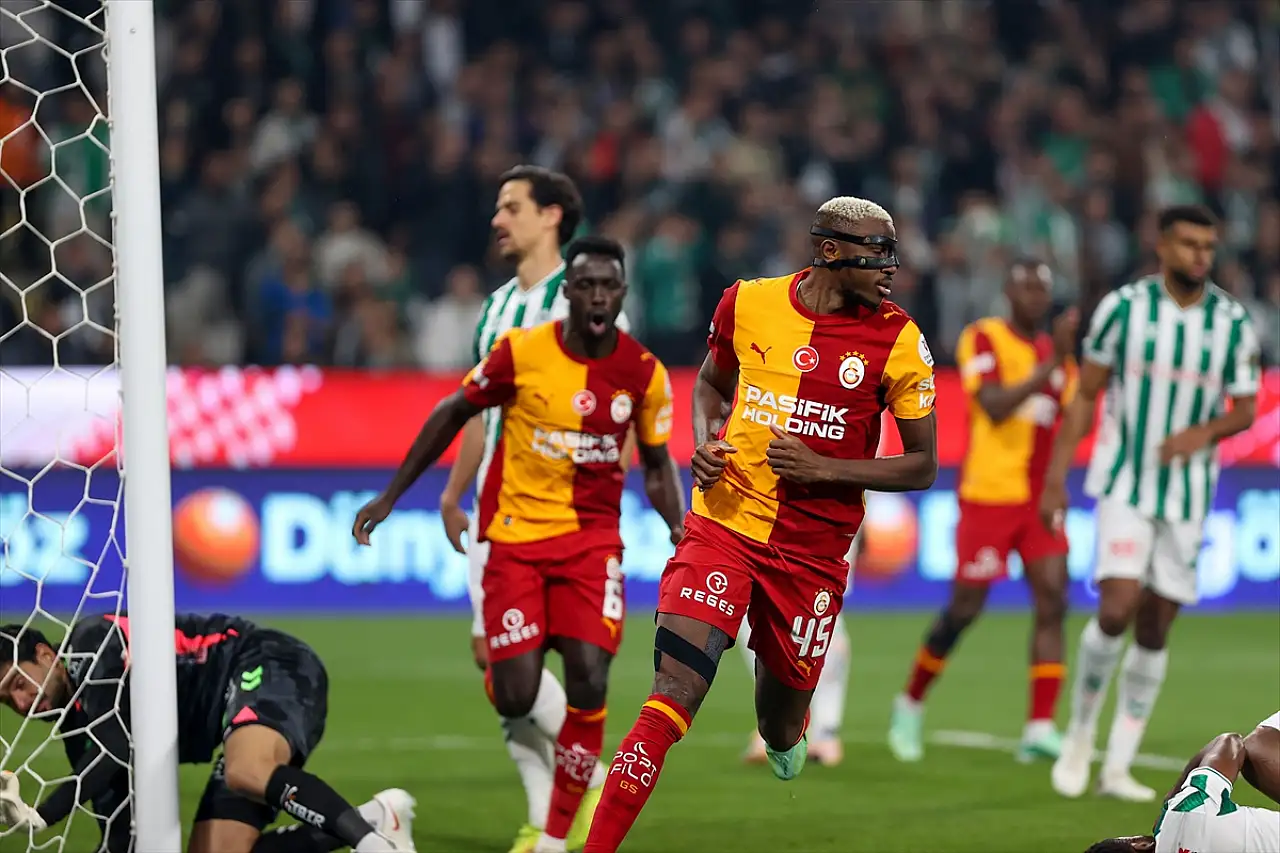 Konyaspor evinde farkı önleyemedi