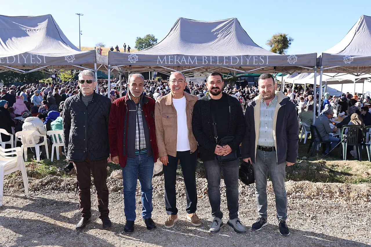 Skor var, oyun yok gelenek var, coşku çok!