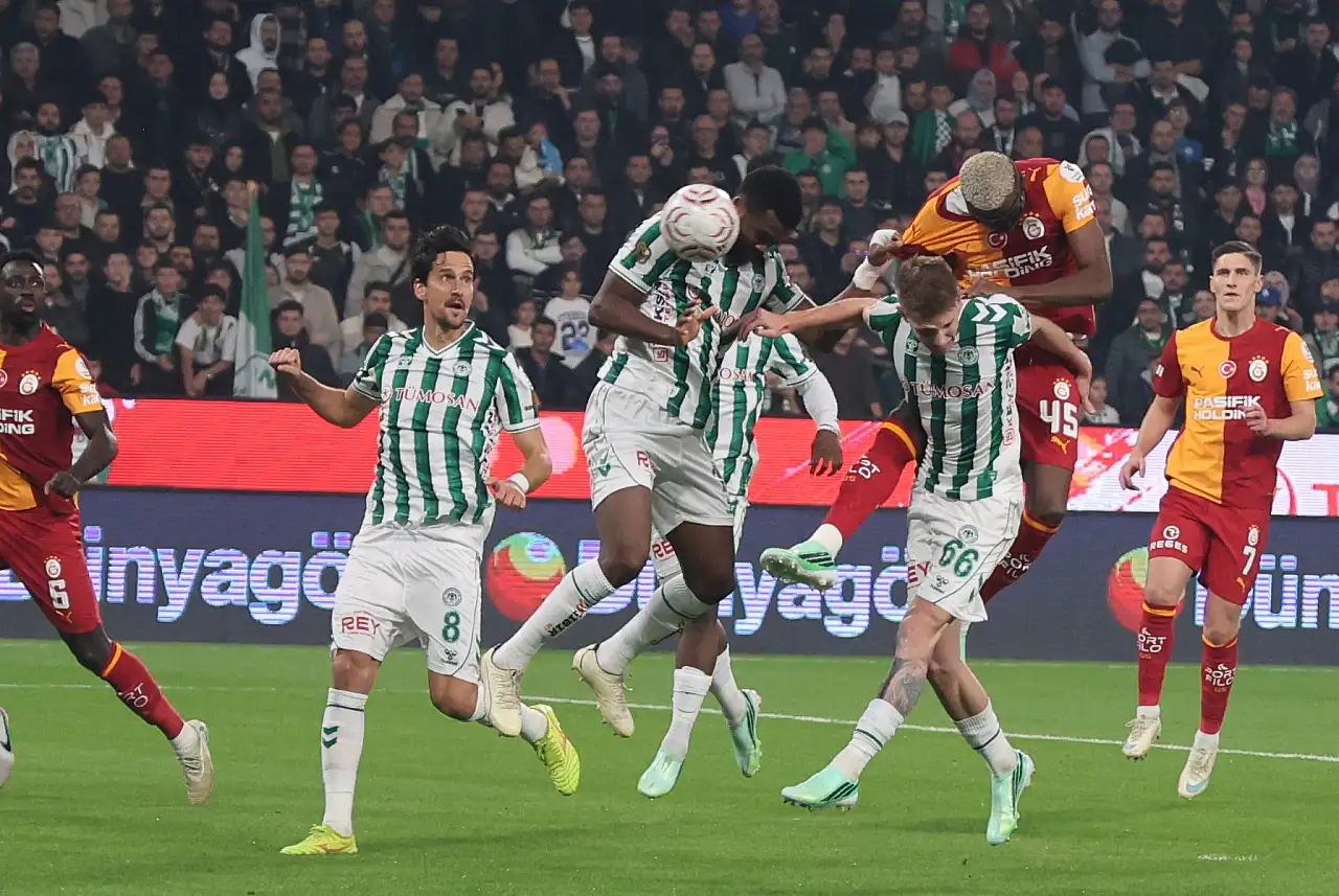 Konyaspor evinde farkı önleyemedi