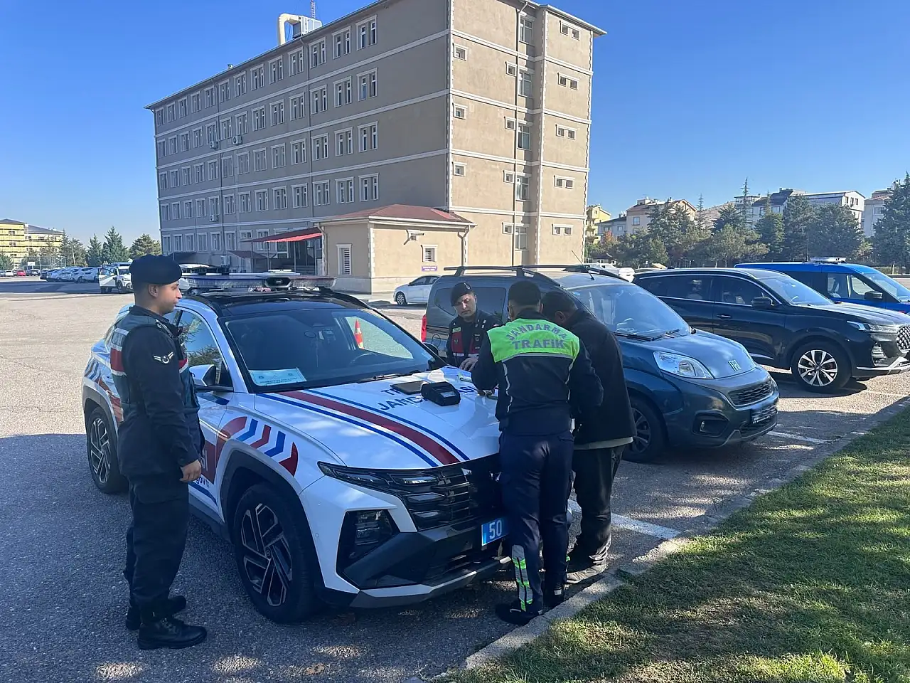 Saldırı için aracından indi, 180 bin lira ceza yedi