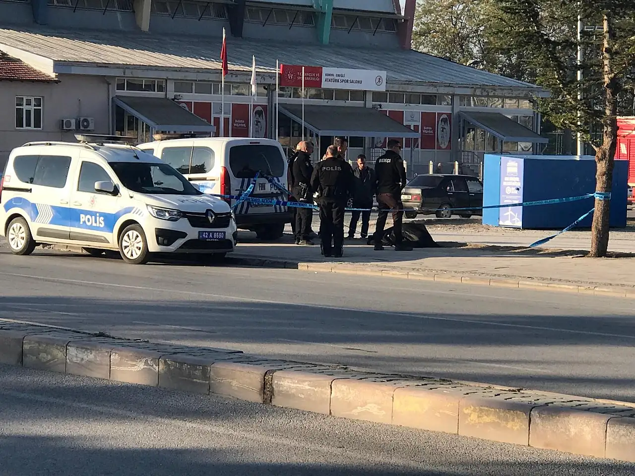 Konya'da acı olay: Kaldırım üzerinde ölü bulundu