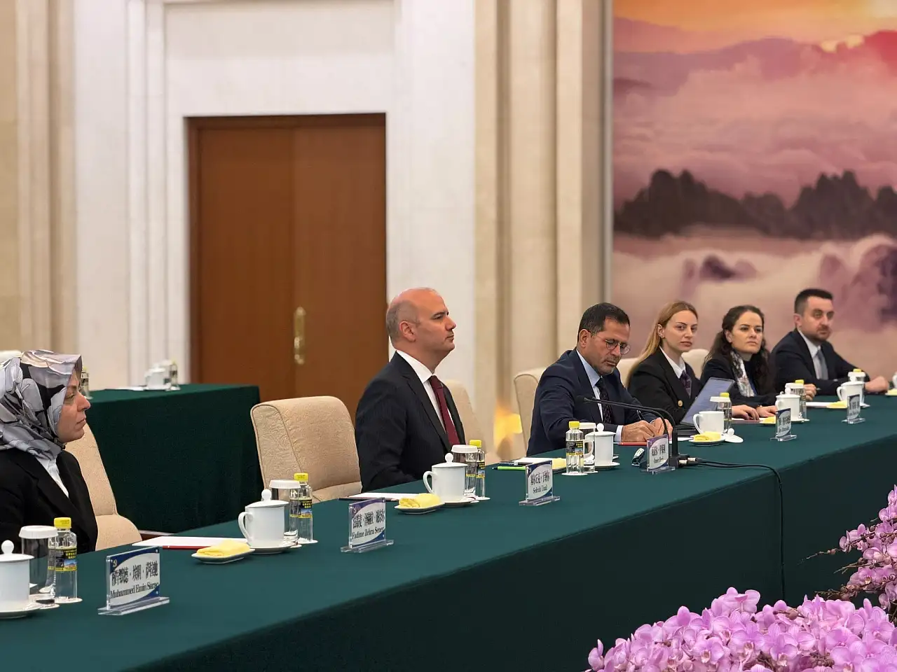 Konya milletvekili Çin'de otonom araçları test etti