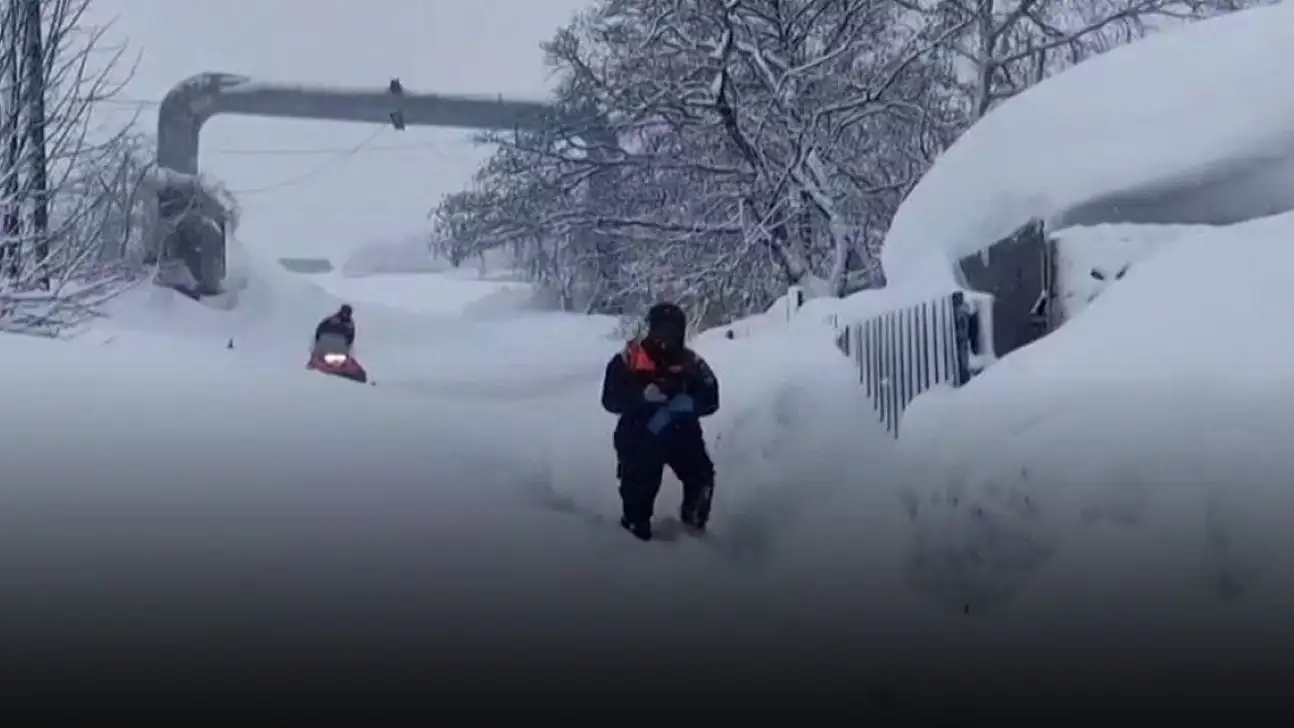 Kar kalınlığı metreleri aştı: O bölgede kırmızı alarm