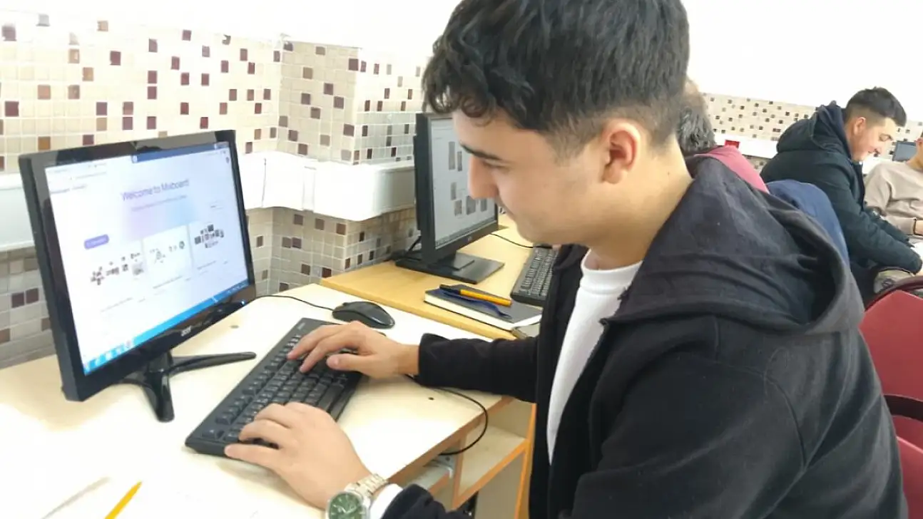 Akşehir'de Akıllı Tarım Eğitimi tamamlandı