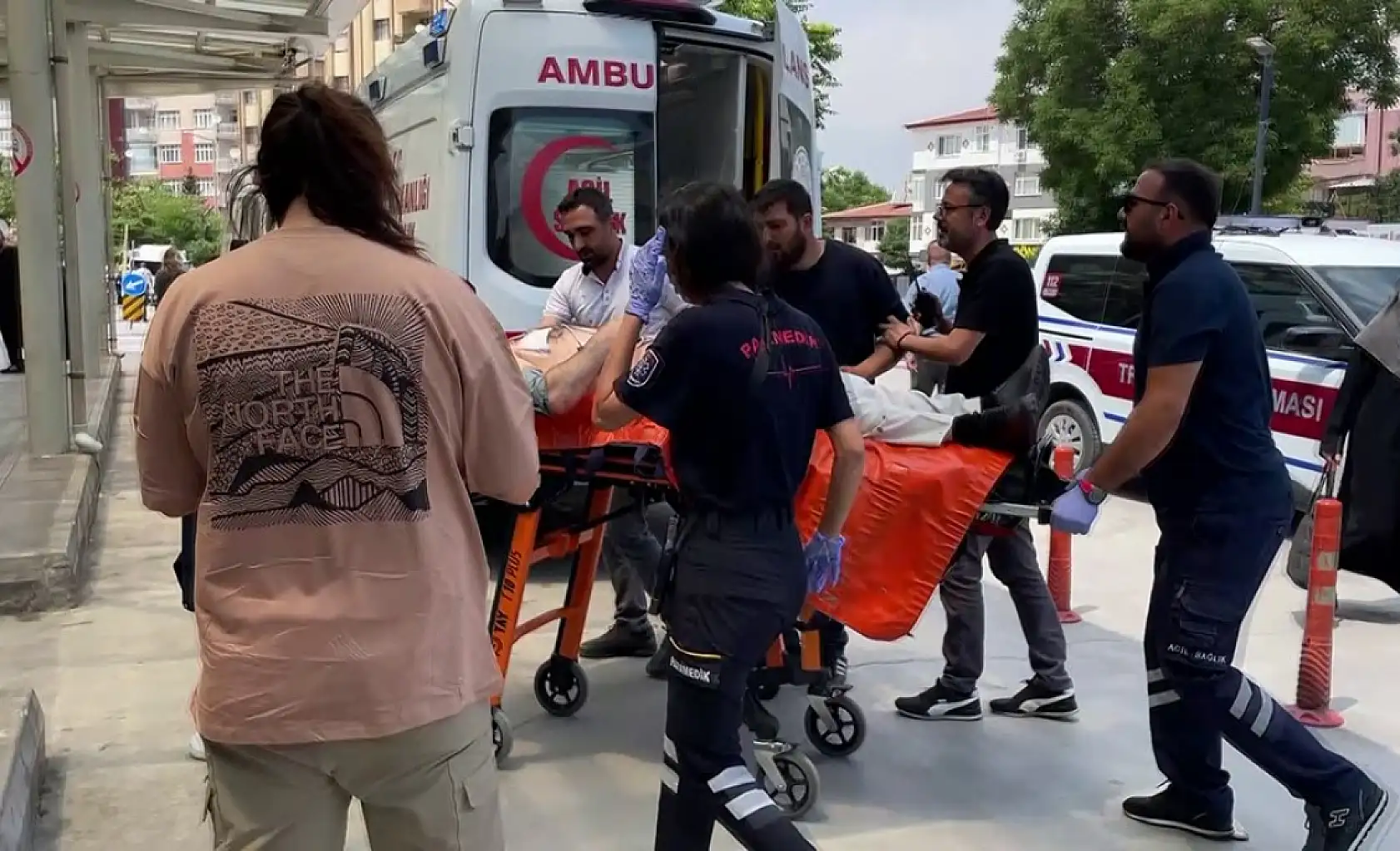 Konya'da Mevlana Caddesi üzerinde kuyumcuya silahlı saldırı
