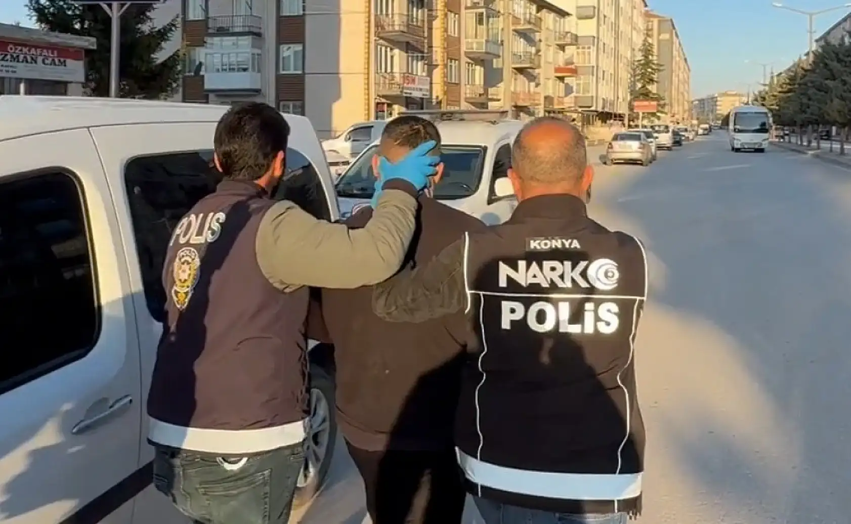 Konya'da dev şafak operasyonu! Havadan, karadan baskın