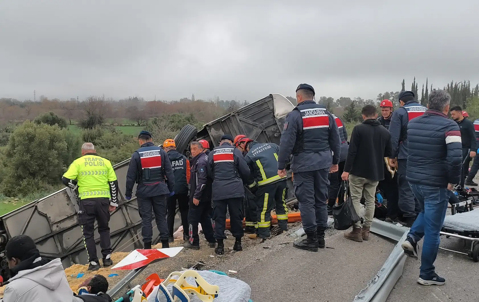 Can pazarı! 8 ölü, 26 yaralı