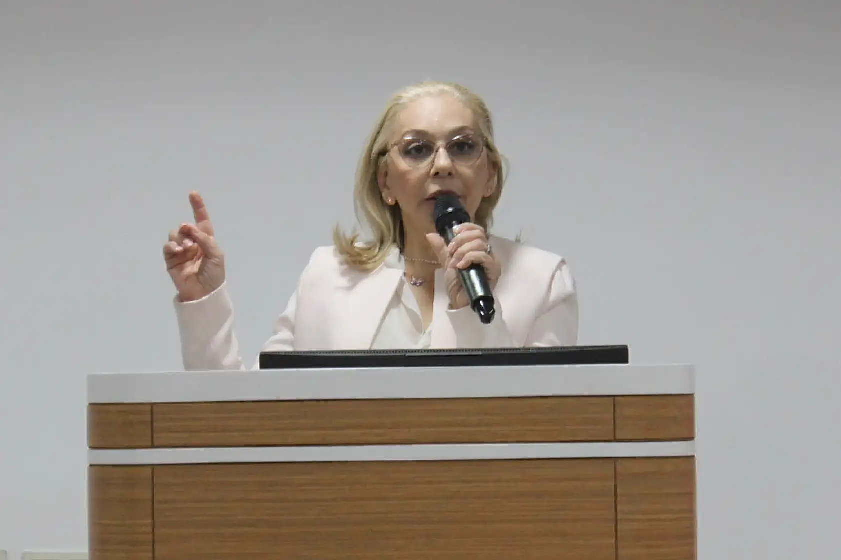 Medicana Konya'da meme kanserine karşı anlamlı buluşma