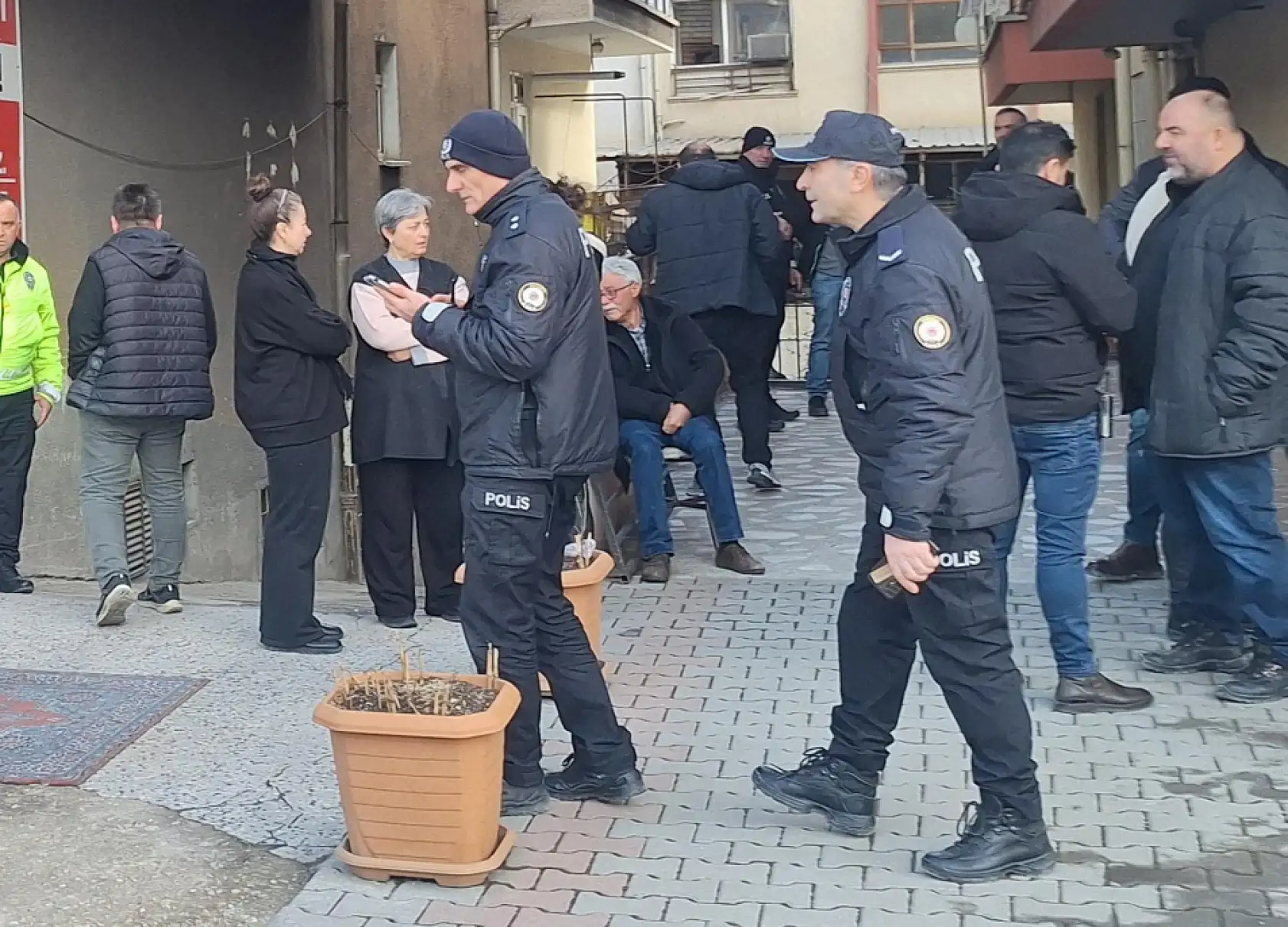 Barışma teklifi dehşete dönüştü: Eski kayınvalidesini öldürüp intihar etti