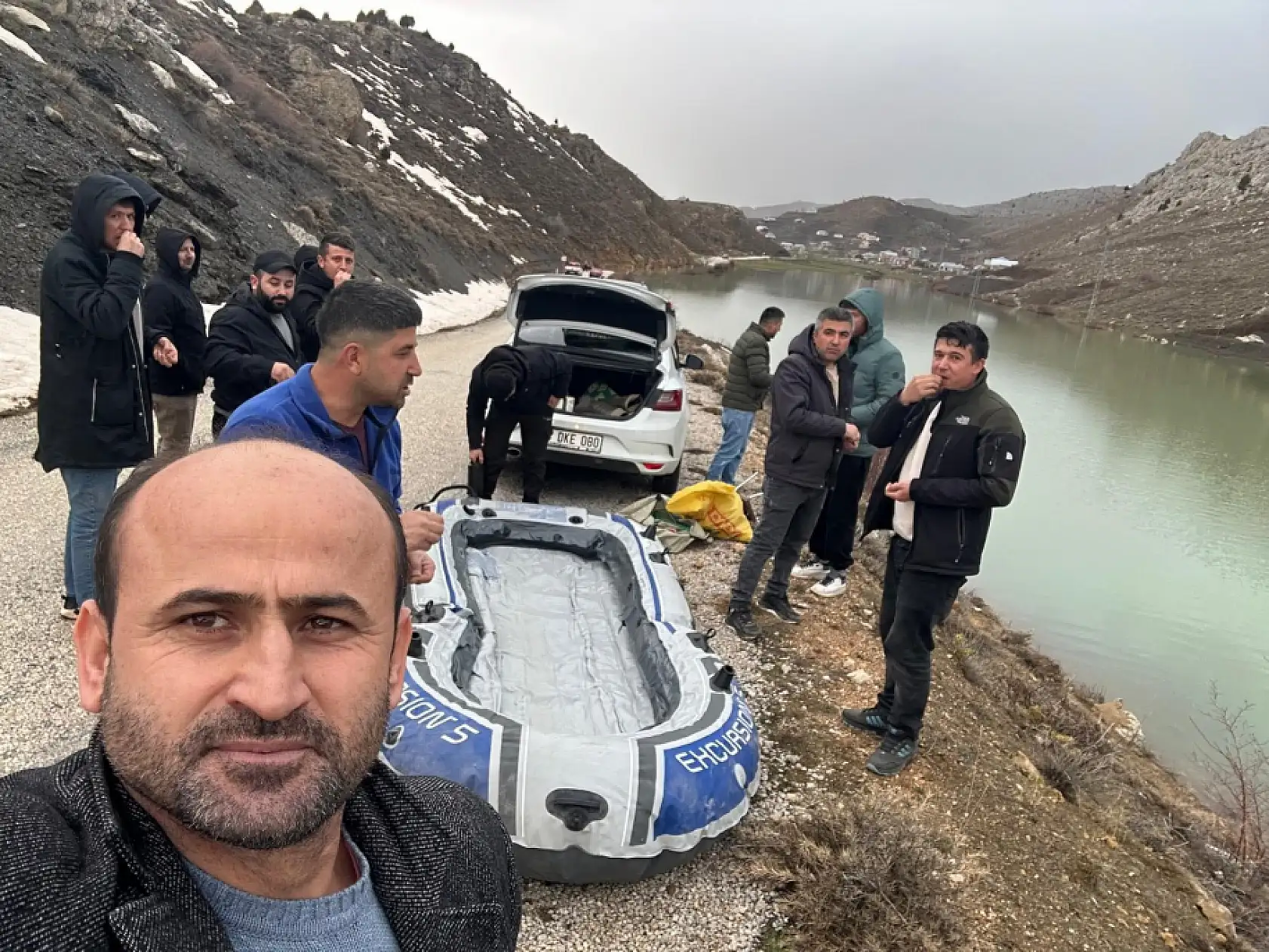 Yayla yolunda Venedik esintisi: Konyalı köylüler ulaşıma botla çözüm buldu