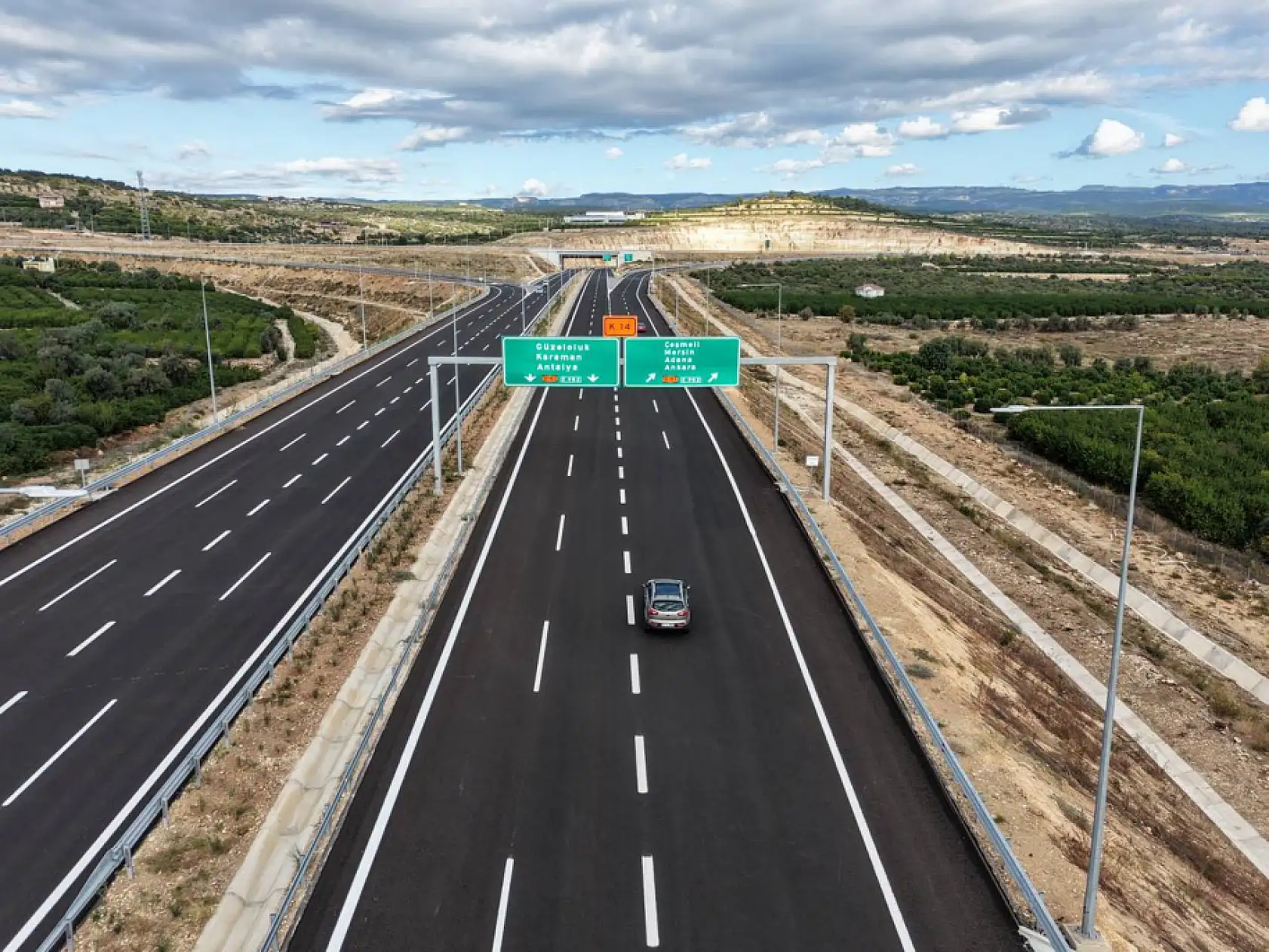 Trafiğe neşter: Konya-Mersin transit trafiğini rahatlatan otoyol trafiğe açıldı
