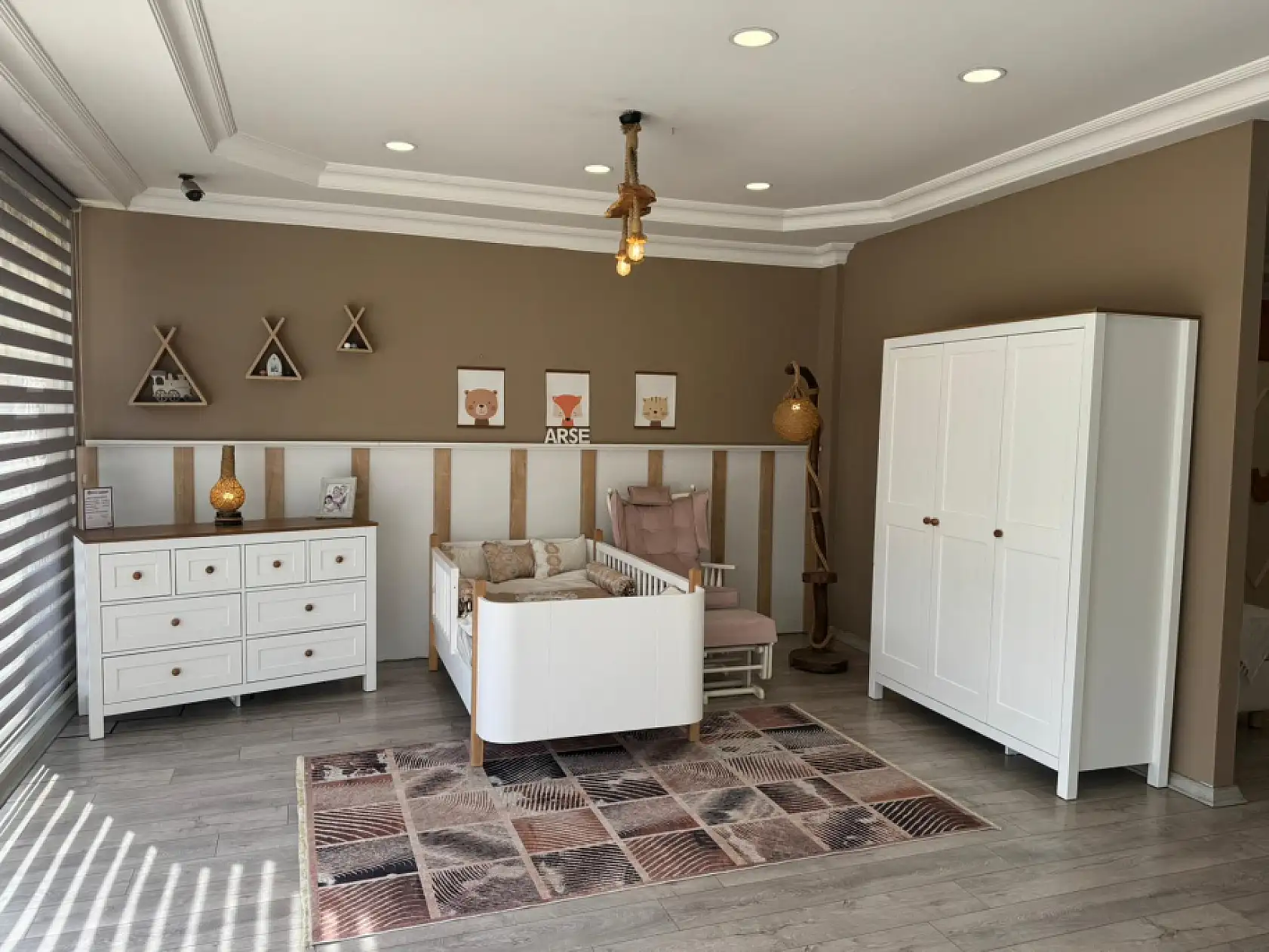 Konya'nın en büyük bebek ve genç odası mağazası: Aynı anda 45 farklı takım sergileniyor