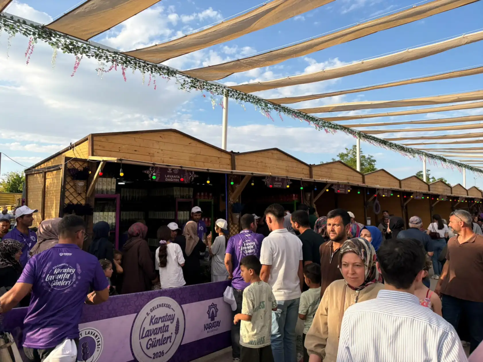 Karatay'da lavanta zamanı: 340 dönümlük bahçede festival coşkusu