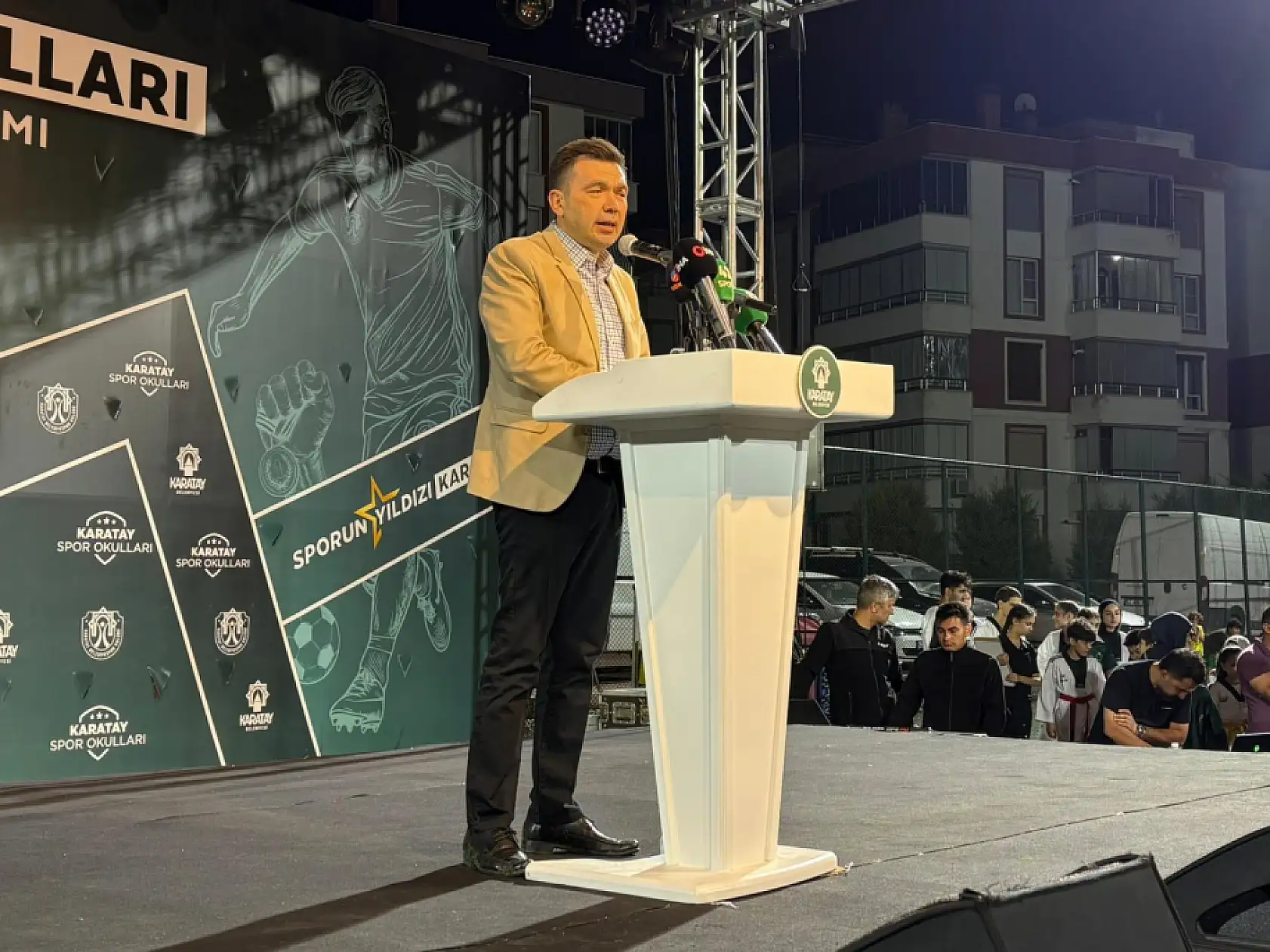 Karatay'da 7. Spor Okulları'nın kapanışı gerçekleştirildi