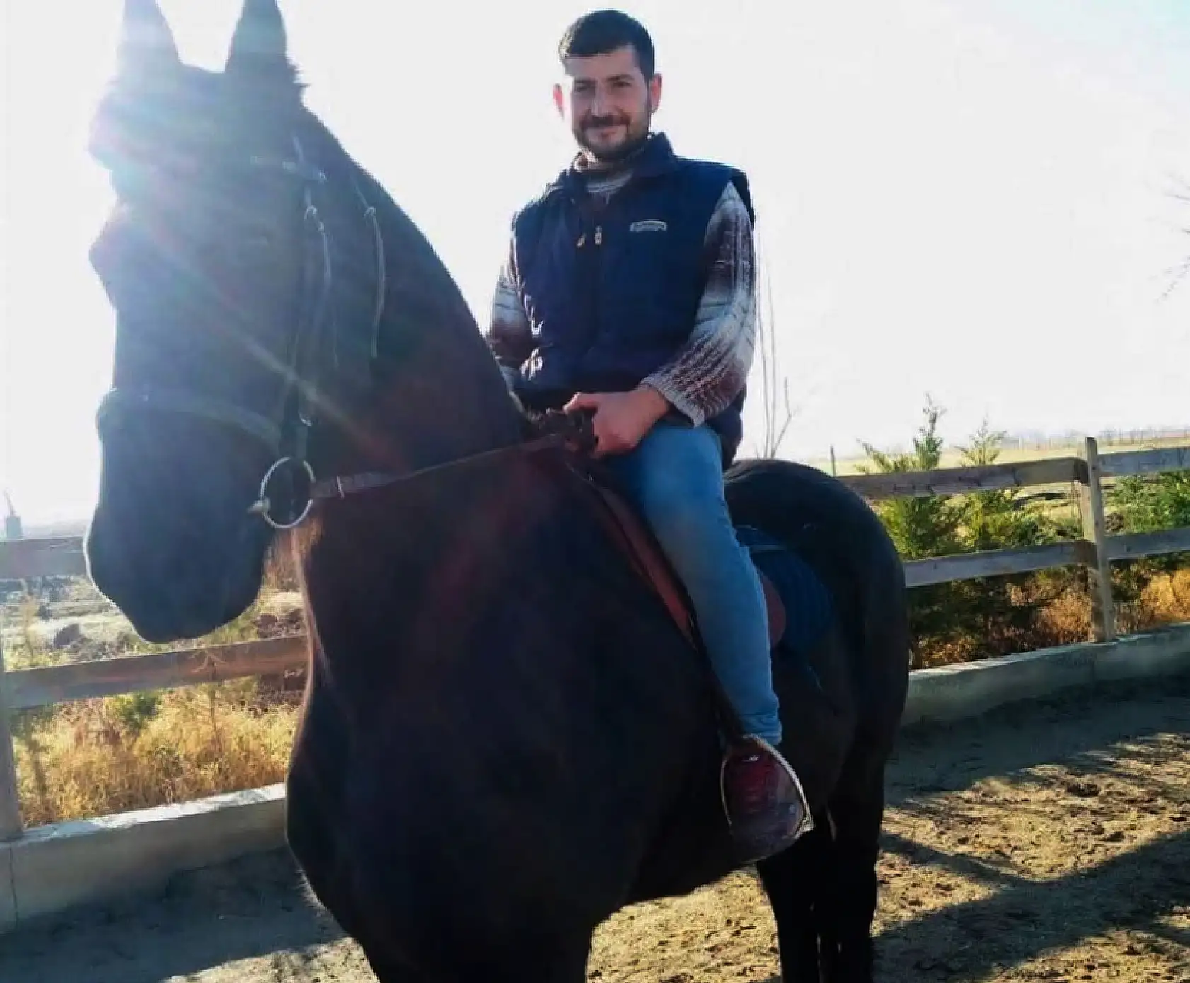 Konya'da trafik kazası: Genç sürücü olay yerinde hayatını kaybetti