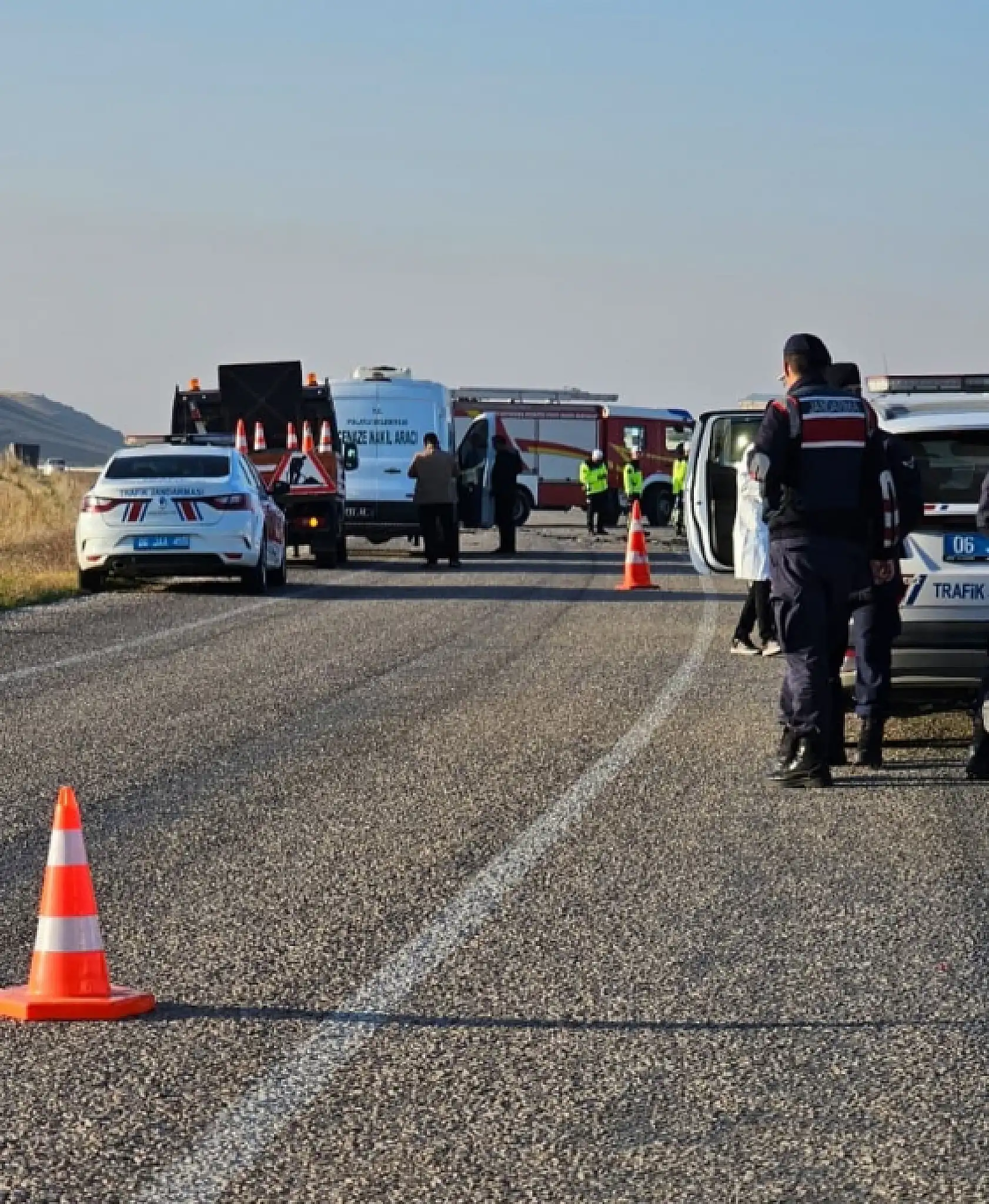Konya yolunda katliam gibi kaza! 3 ölü, 4 yaralı