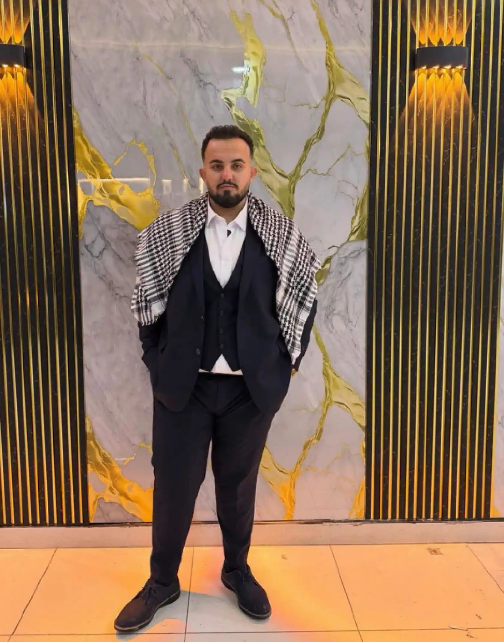 Otomobil kamyona ok gibi saplandı: 4 genç hayatını kaybetti