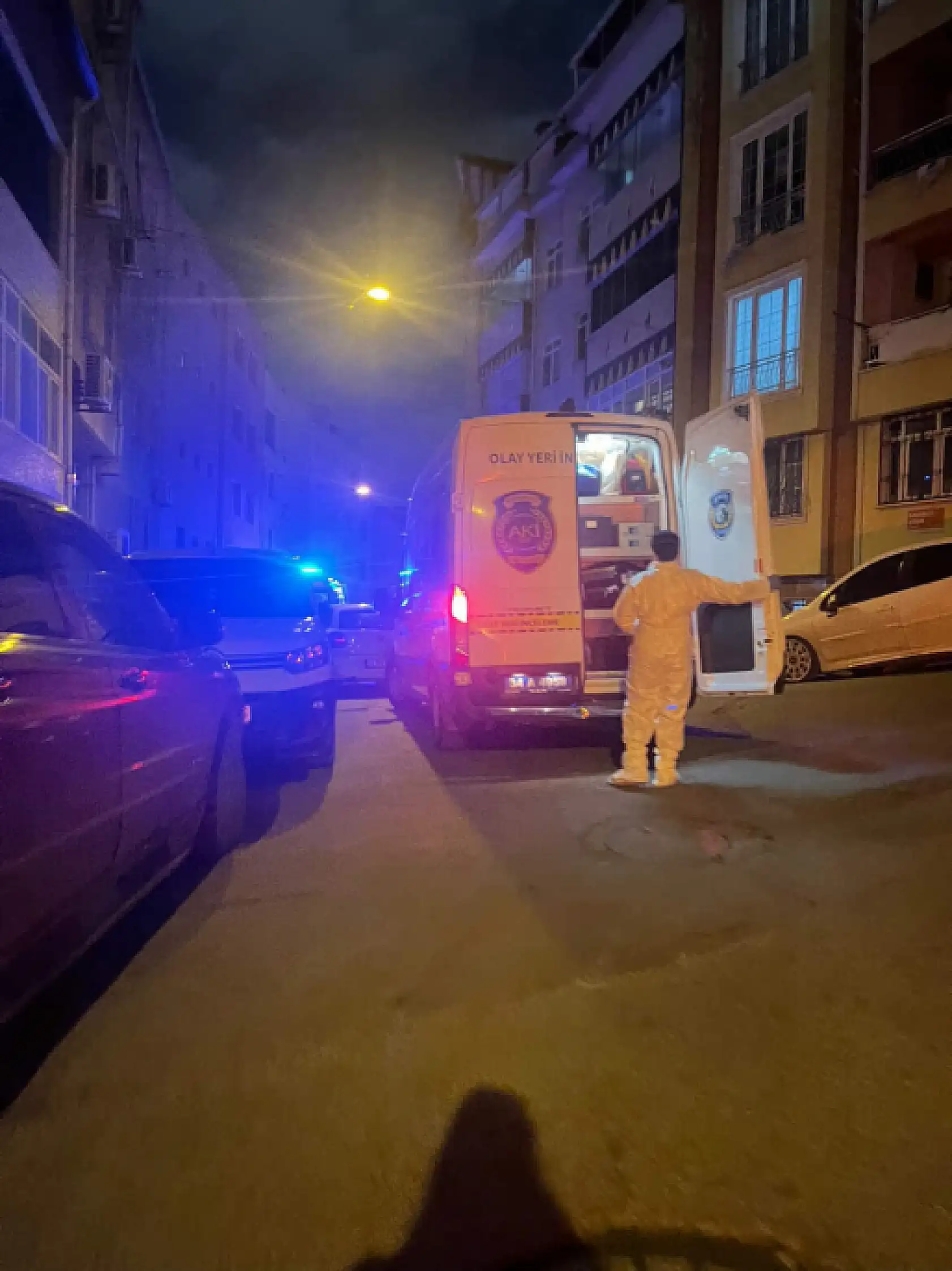 Aile faciası: Önce oğlunu öldürdü, sonra intihar etti