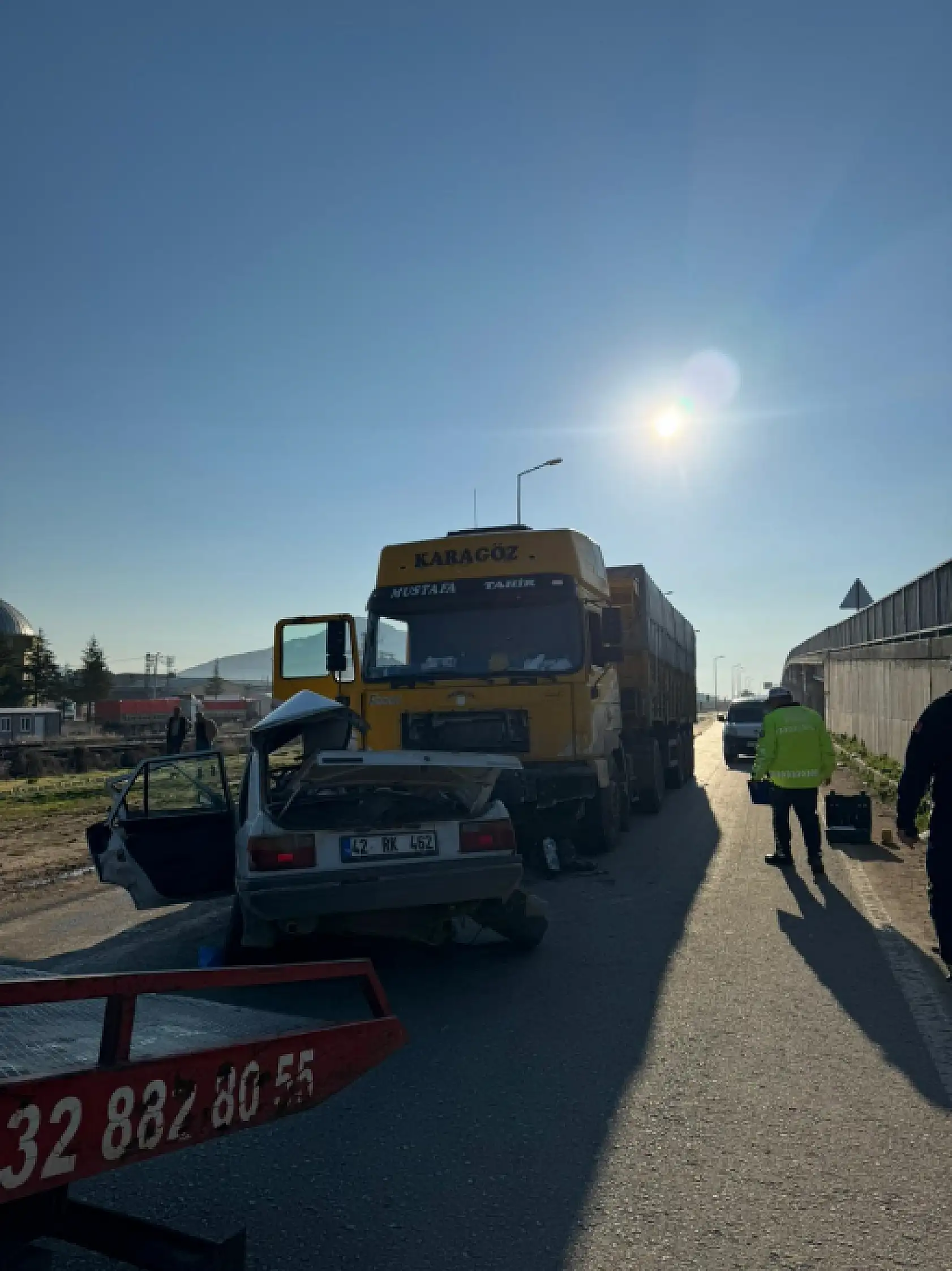 Konya'da trafik kazası: Genç sürücü olay yerinde hayatını kaybetti