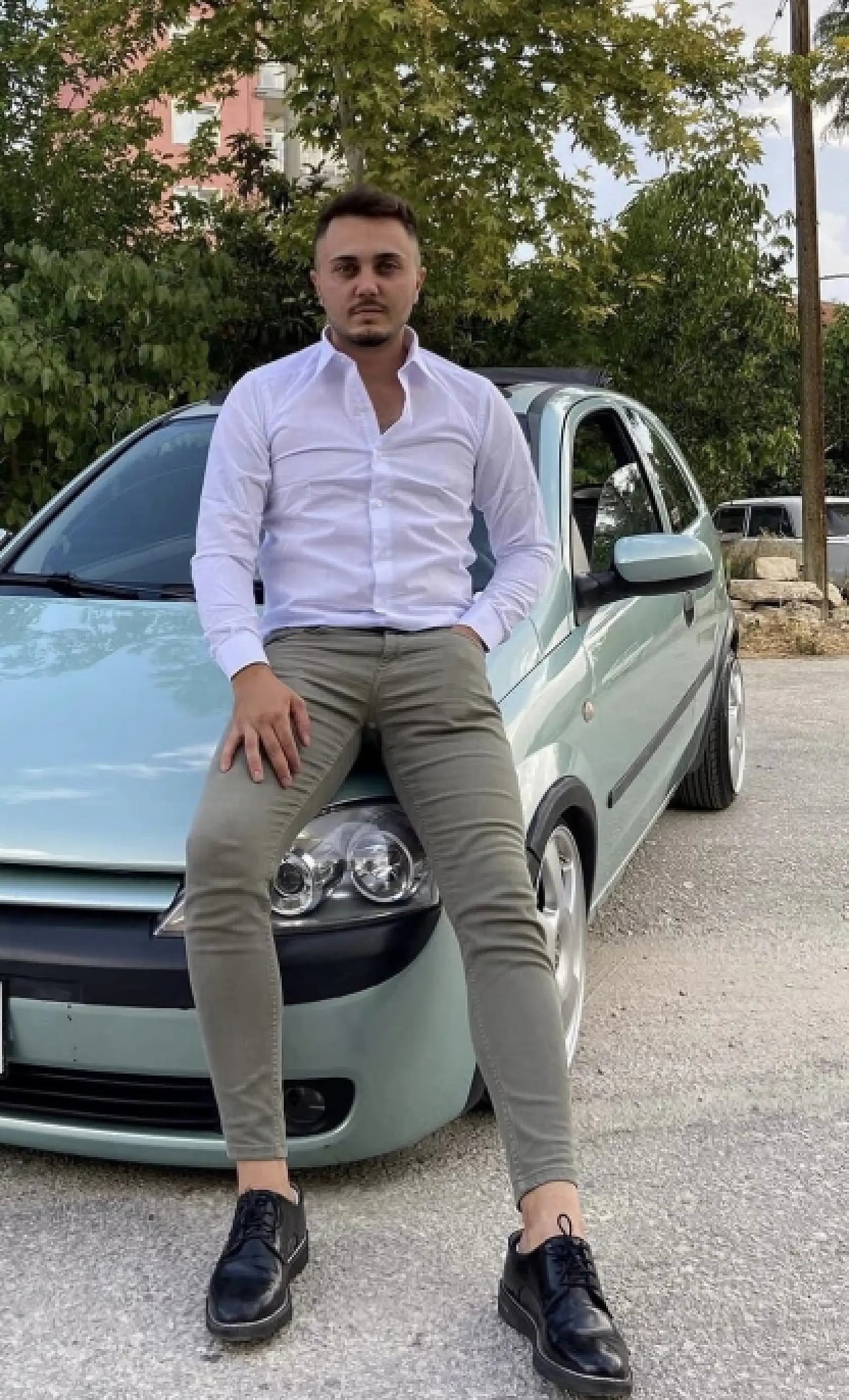Düğününe saatler kala... Damatlık yerine kefen giydi