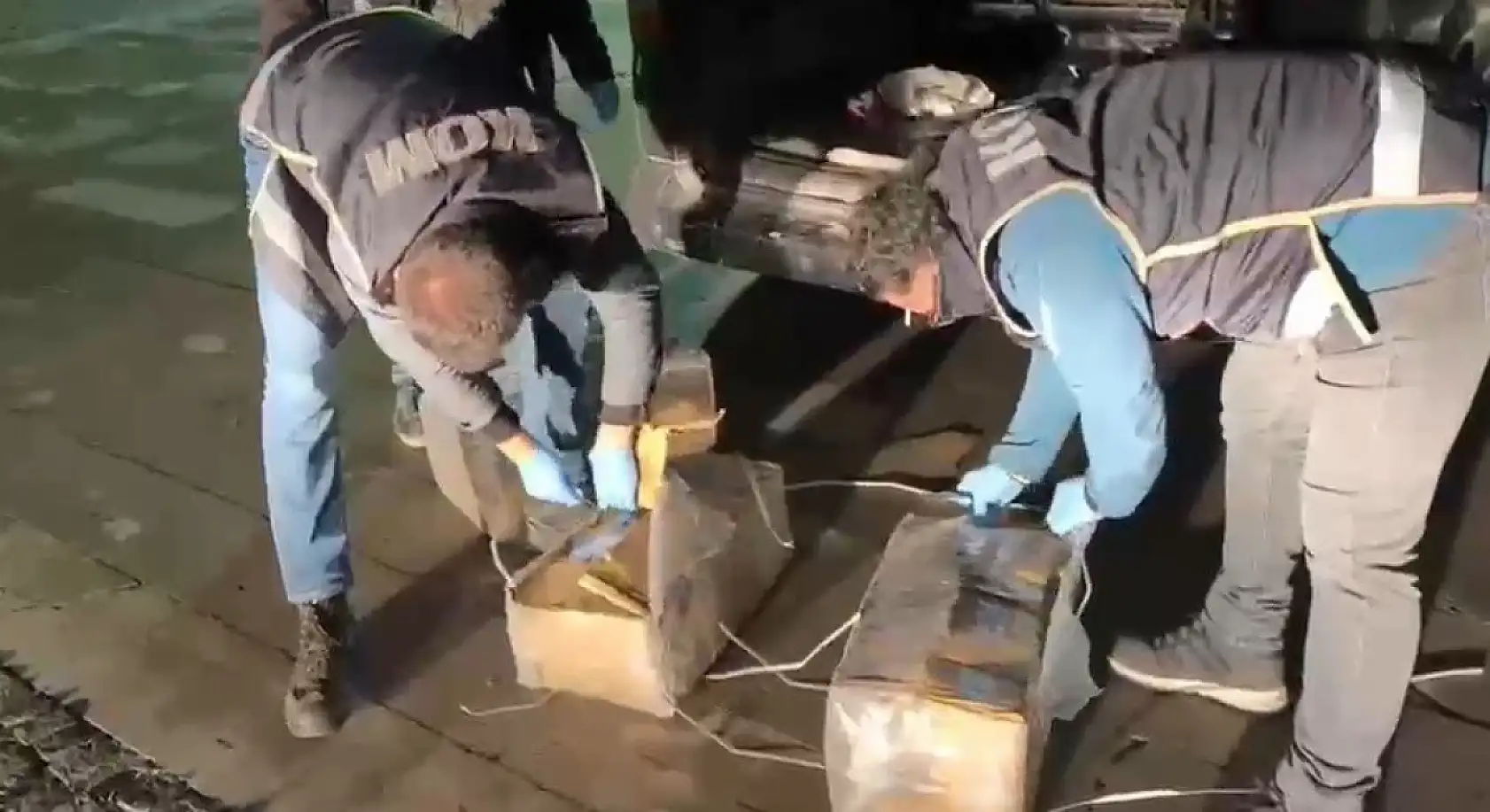 Konya'da özenle paketlenmiş kutulardan çıkanlar şok etti!