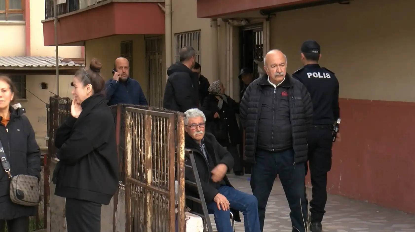 Barışma teklifi dehşete dönüştü: Eski kayınvalidesini öldürüp intihar etti