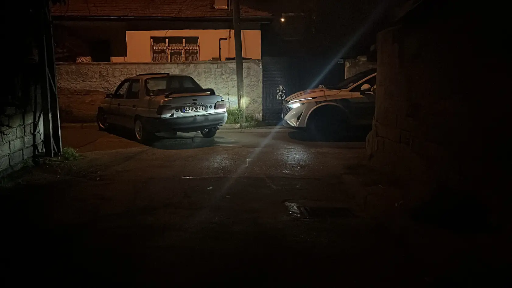 Konya merkezde hareketli dakikalar: Ortalığı birbirine kattı