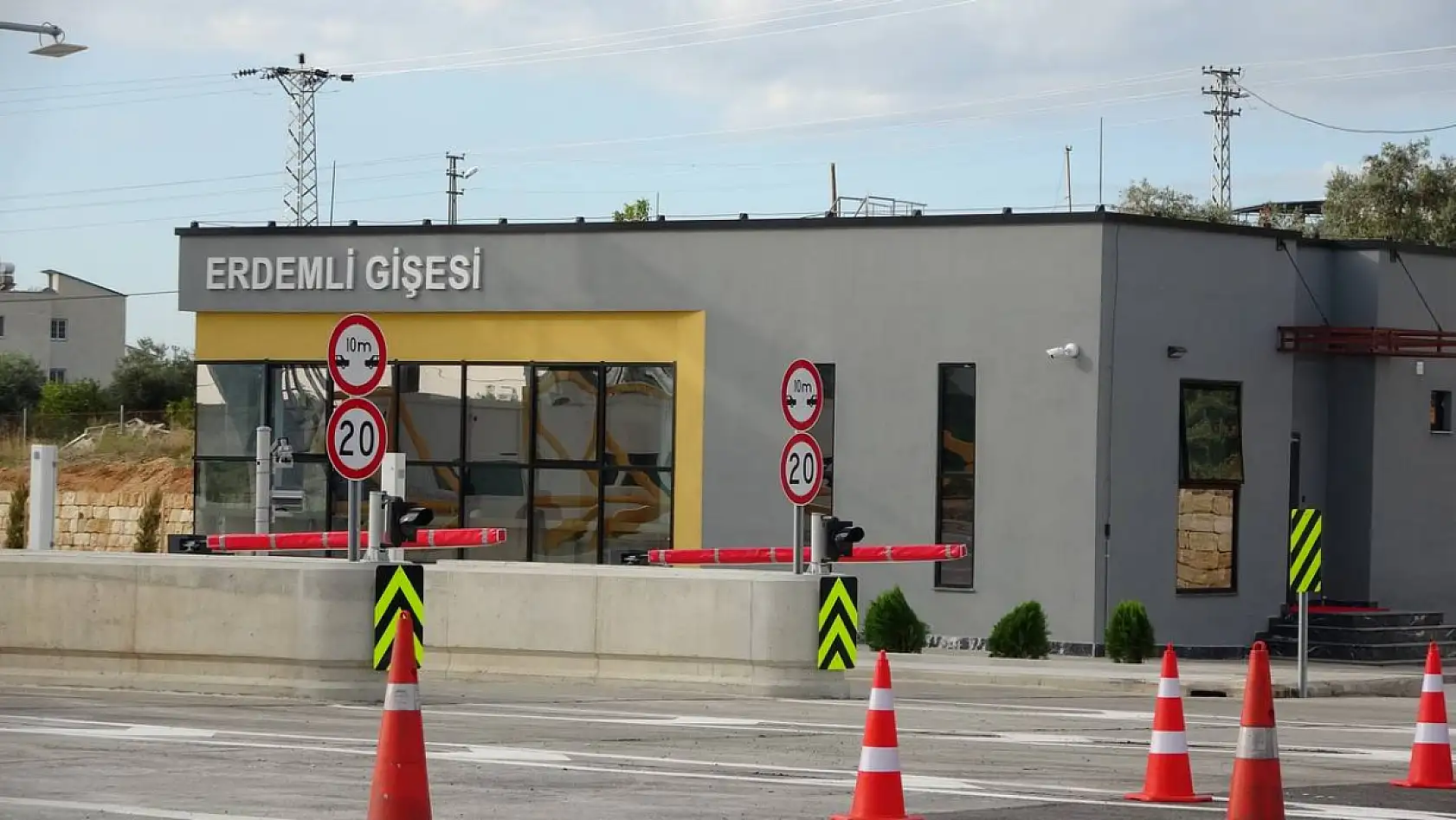 Trafiğe neşter: Konya-Mersin transit trafiğini rahatlatan otoyol trafiğe açıldı