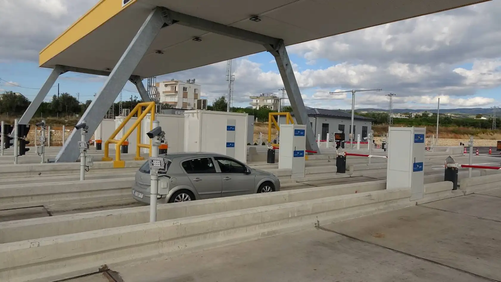 Trafiğe neşter: Konya-Mersin transit trafiğini rahatlatan otoyol trafiğe açıldı