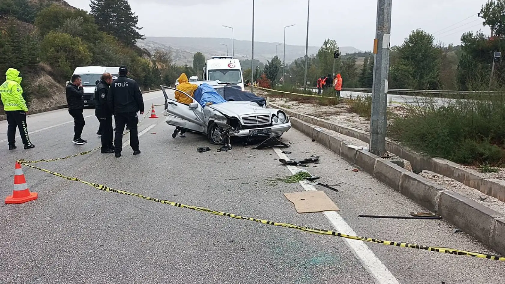 Kınadan çıkıp düğüne giderken acı kaza: 1 ölü, 4 yaralı