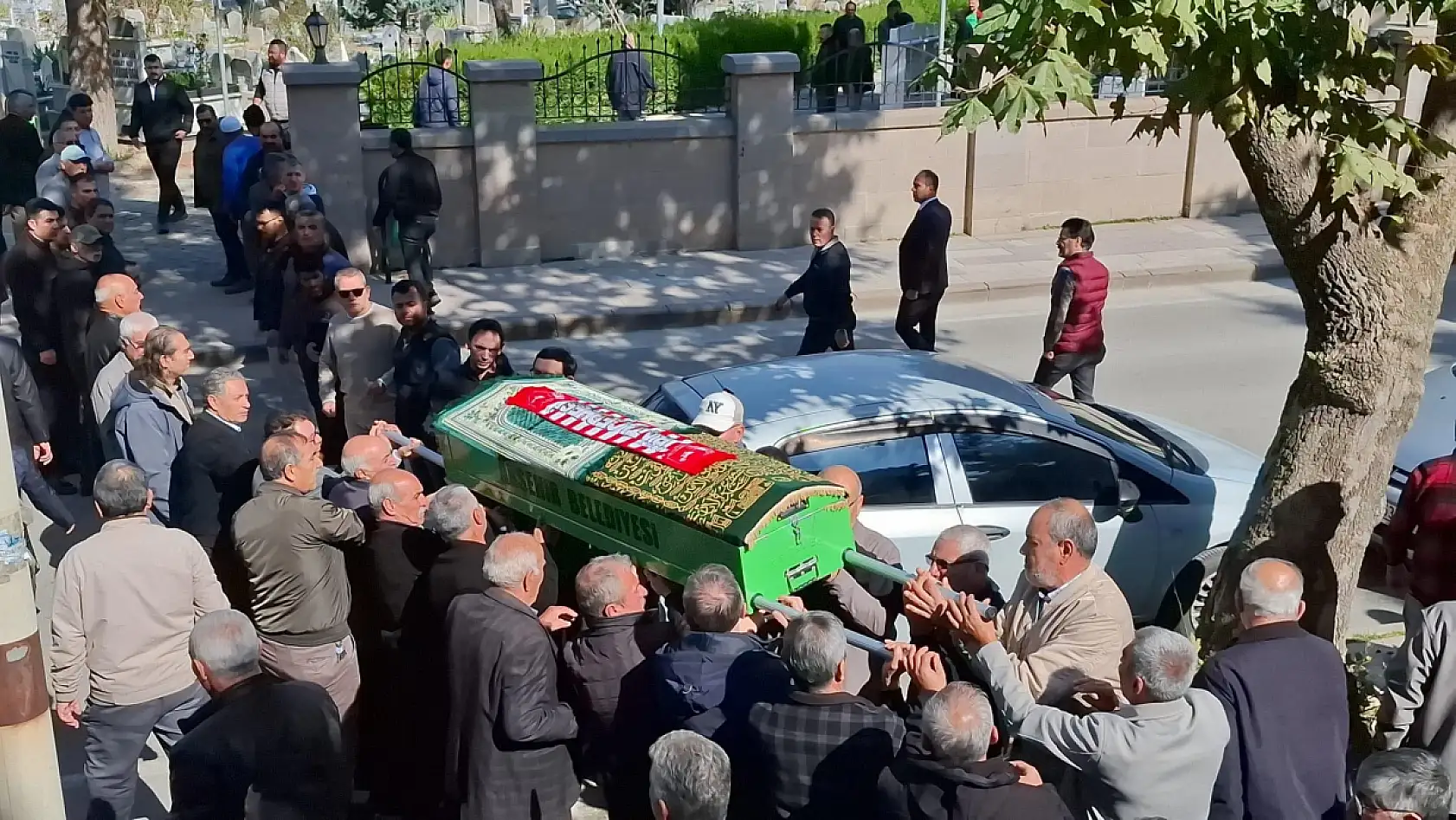 Konya'da kurşunların hayattan kopardığı gence acı veda