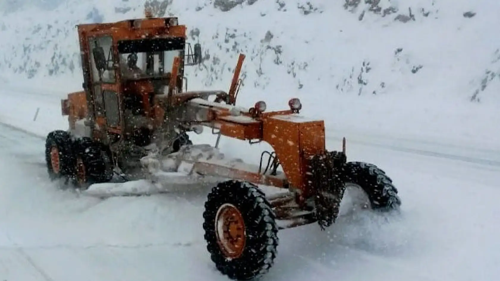 Konya-Antalya yolunda kar alarmı