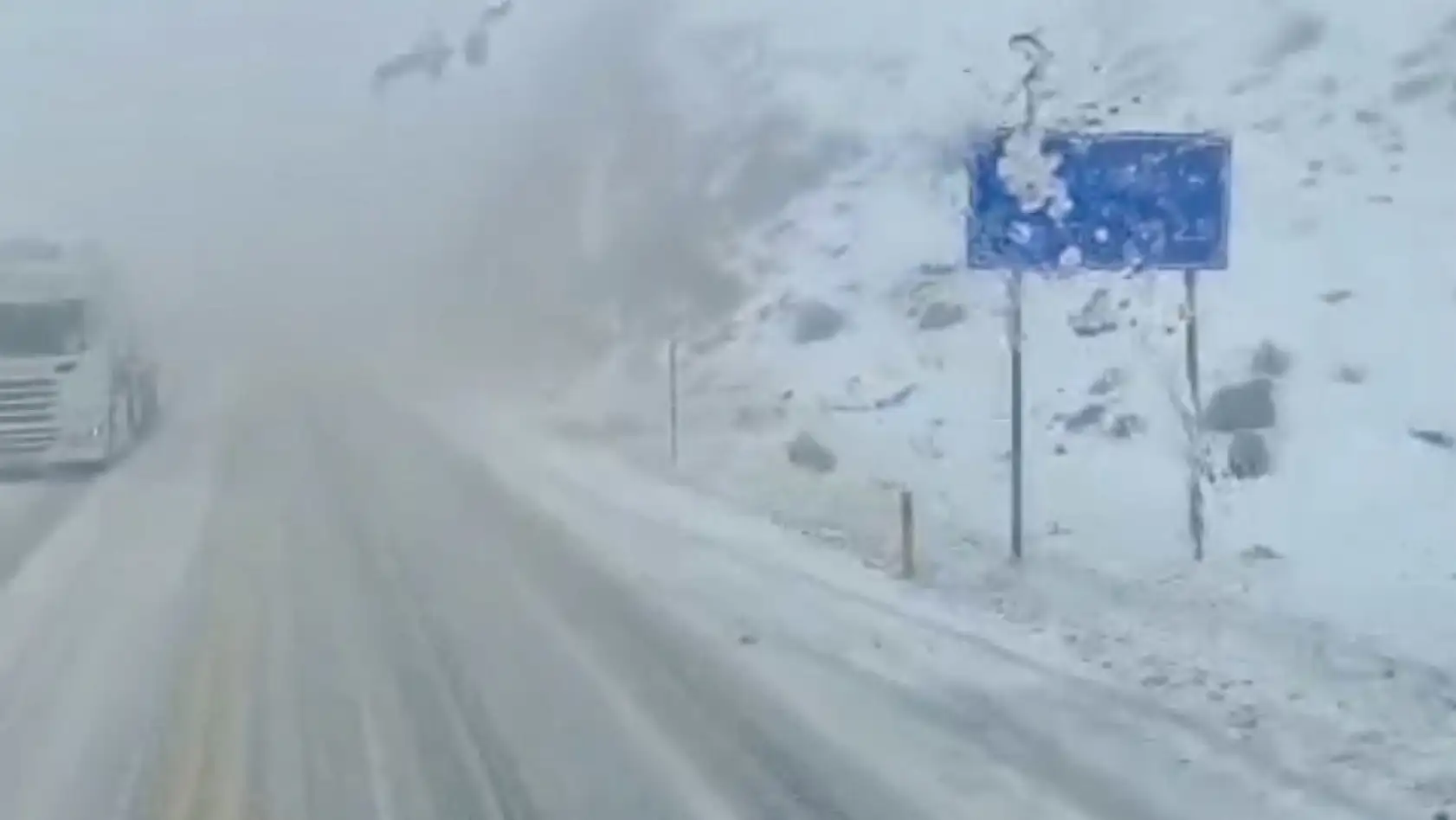 Konya-Antalya yolunda kar alarmı