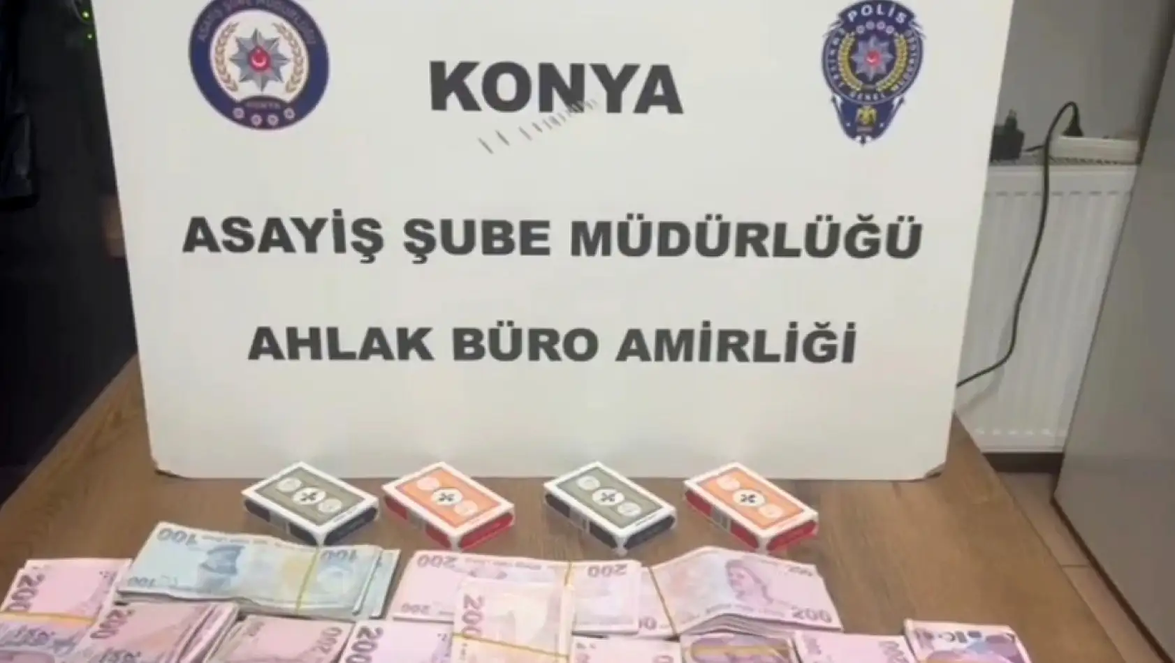 Konya merkezde iş yerine baskın! Kumarcı çıktılar