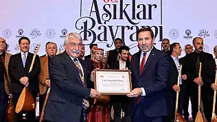 Konya Âşıklar Bayramında muhteşem final: Usta ozanlara fahri hemşehrilik unvanı!