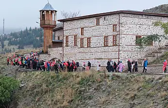 Konya'da özel yürüyüş: Sille'de buluştular