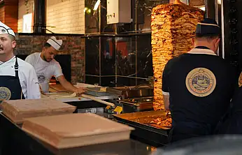 Özlenen geleneksel döner lezzeti Konya'da bu mekanda satılıyor