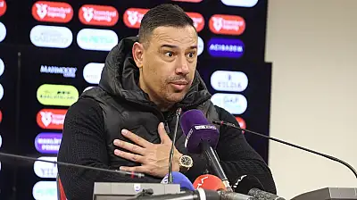 Çağdaş Atan'dan taraftara çağrı: Sosyal medyayı bırakın takımı destekleyin