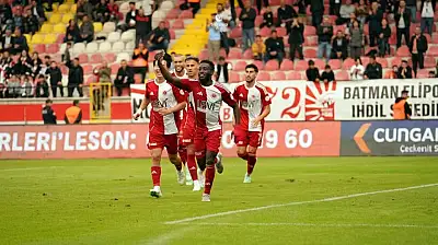 Konyasporlu oyuncu 1. ligi sallıyor