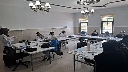 Konya'nın ilçesinde 1900 kadın meslek ve sanat öğreniyor